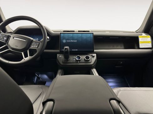 New 2026 Land Rover Defender 110 X-Dynamic SE AWD/4WD image 11