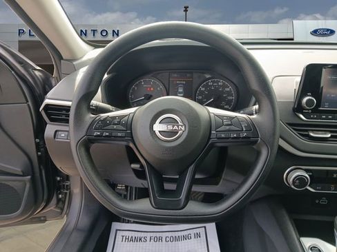 Used 2024 Nissan Altima 2.5 S FWD image 12