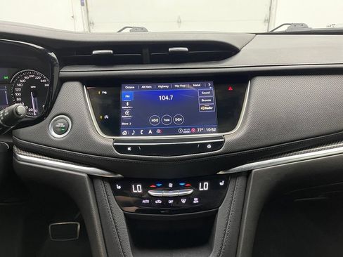 Used 2022 Cadillac XT5 Sportv AWD/4WD image 25