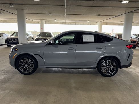Certified 2025 BMW X6 xDrive40i image 5
