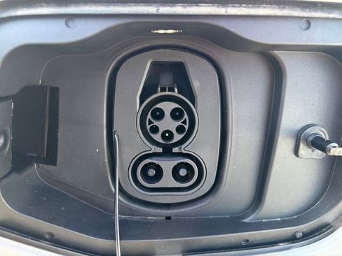 New 2026 Chevrolet Equinox EV LT w/ Midnight Package image 17