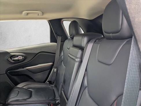 Used 2014 Jeep Cherokee Trailhawk w/ Leather Interior Group image 18