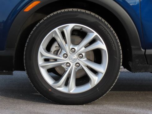 Used 2023 Buick Encore GX Preferred w/ Cold Weather Comfort Package image 11