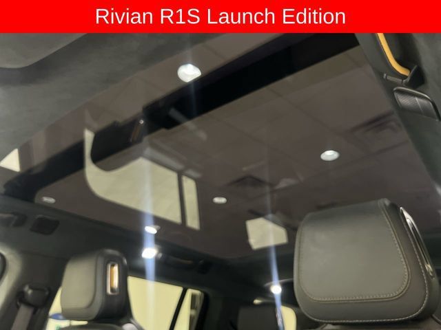 Used 2022 Rivian R1S Launch Edition Quad AWD/4WD image 17