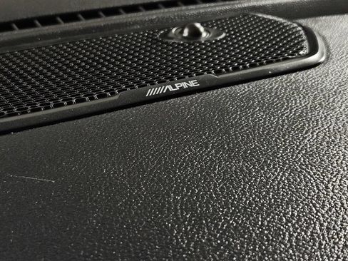 Used 2019 RAM 1500 Laramie RWD image 17