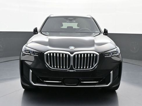 Used 2024 BMW X5 xDrive40i w/ Premium Package AWD/4WD image 2