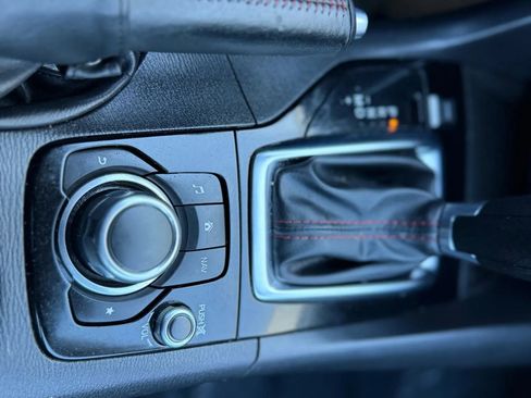 Used 2015 MAZDA MAZDA3 s Touring image 33