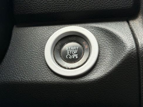 Used 2015 RAM 1500 Laramie w/ Convenience Group AWD/4WD image 21