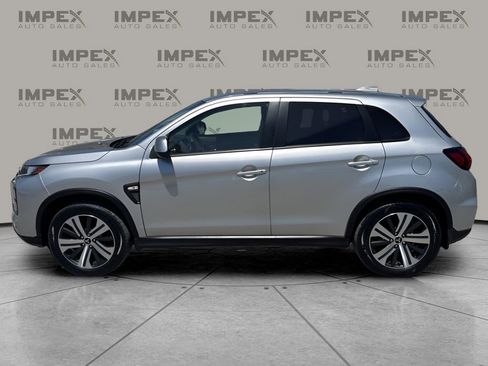 Used 2023 Mitsubishi Outlander Sport ES image 2