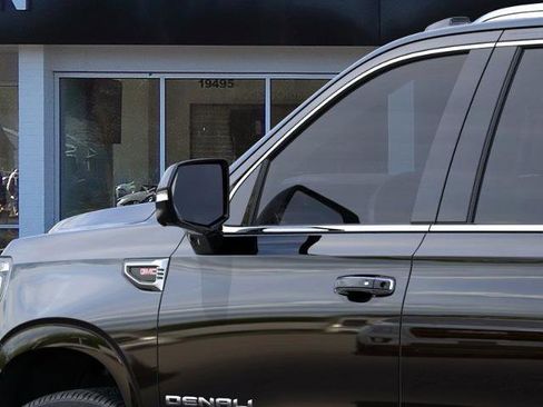New 2026 GMC Yukon XL Denali AWD/4WD image 12