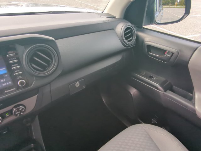 Certified 2020 Toyota Tacoma SR AWD/4WD image 18