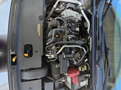 Used 2020 Nissan Sentra SV image 34