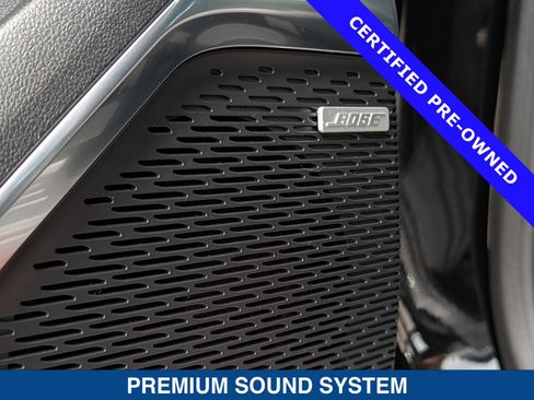 Used 2024 Chevrolet Traverse RS FWD image 23