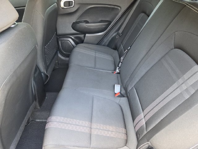 Used 2022 Hyundai Venue SEL FWD image 34