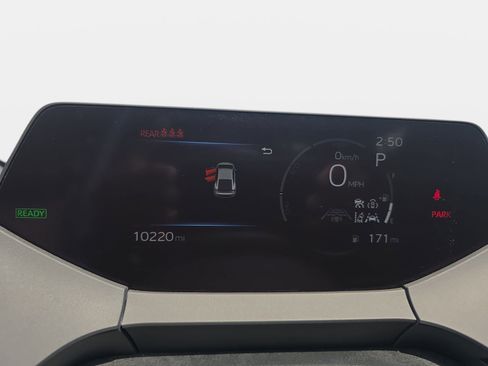 Used 2026 Toyota Prius LE FWD image 18