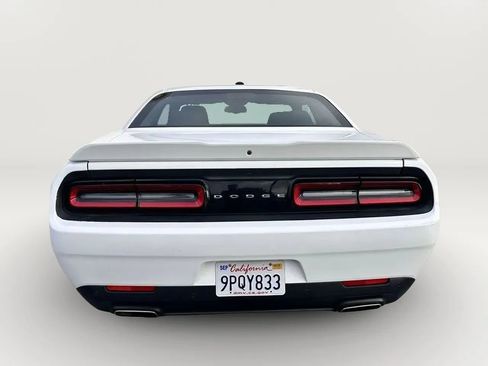 Used 2022 Dodge Challenger GT RWD image 7