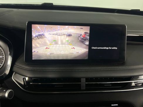 Used 2025 INFINITI QX60 Pure image 16