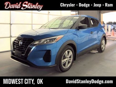 Used 2025 Nissan Kicks Play S FWD image 1