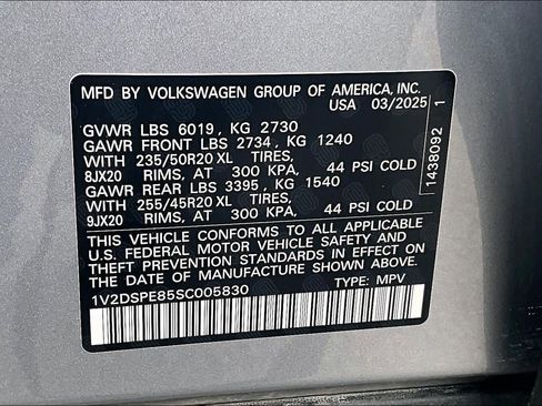 Used 2025 Volkswagen ID.4 Pro AWD/4WD image 33
