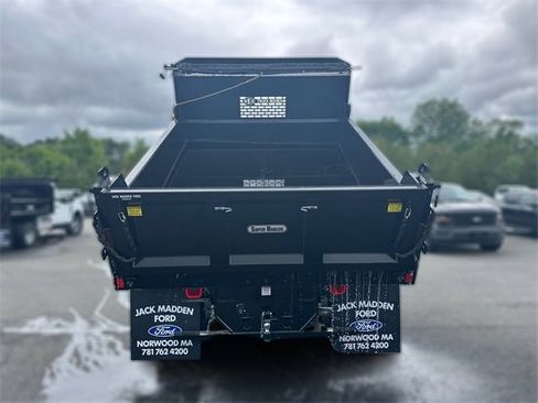 New 2025 Ford F550 XL image 12