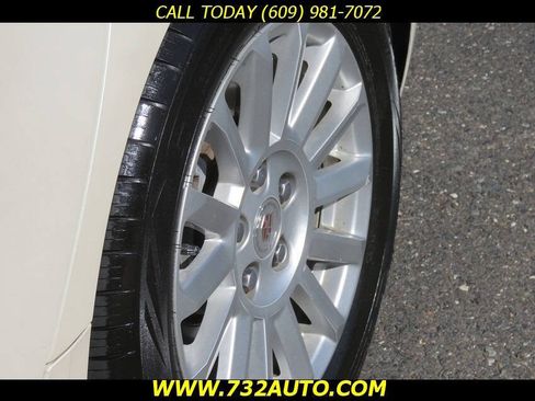 Used 2010 Cadillac CTS Luxury RWD image 25