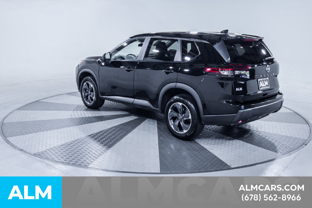 Used 2024 Nissan Rogue SV FWD image 7