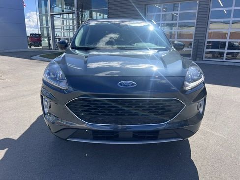 Used 2022 Ford Escape SEL image 2