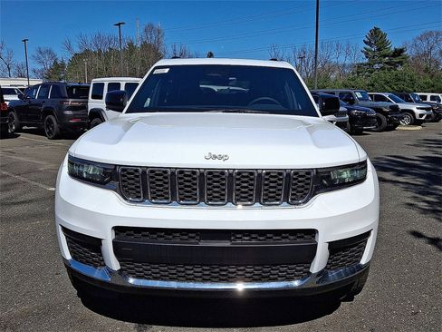 New 2025 Jeep Grand Cherokee L Laredo w/ Luxury Tech Group I image 2