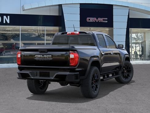 New 2026 GMC Canyon Denali w/ LPO, Denali Black Edition AWD/4WD image 4
