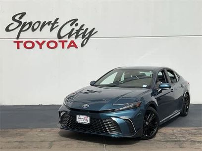 Used 2025 Toyota Camry SE