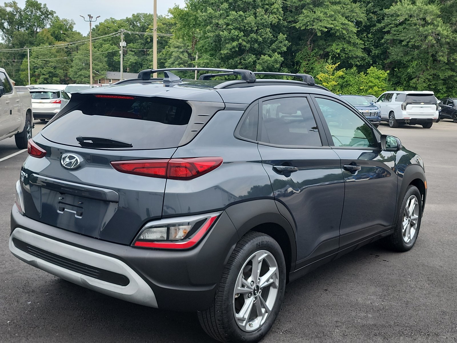 Used 2023 Hyundai Kona SEL FWD image 5