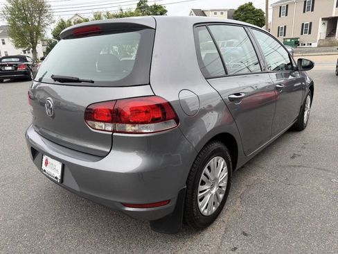 Used 2014 Volkswagen Golf 4-Door FWD image 8