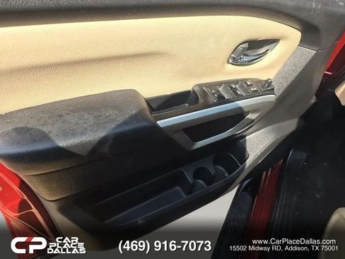 Used 2017 Nissan Titan SV RWD image 12