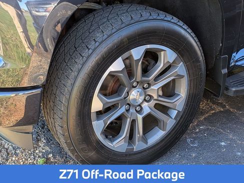 Used 2023 Chevrolet Silverado 1500 High Country w/ Z71 Off-Road Package image 9