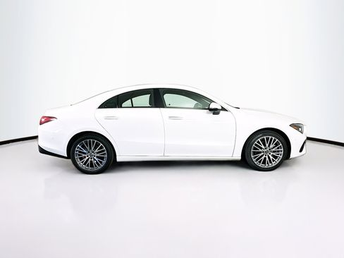 Used 2025 Mercedes-Benz CLA 250 image 10