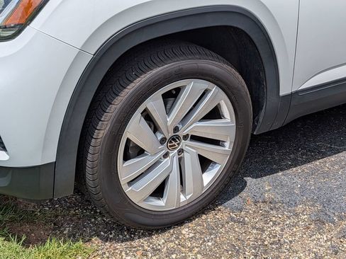 Used 2020 Volkswagen Atlas Cross Sport SEL FWD image 8