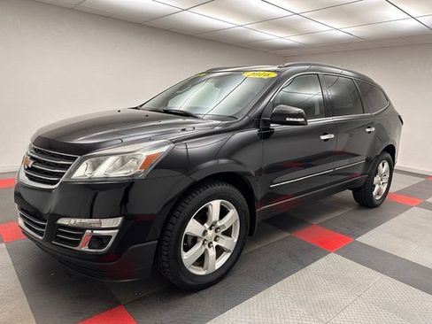 Used 2016 Chevrolet Traverse LTZ FWD image 3