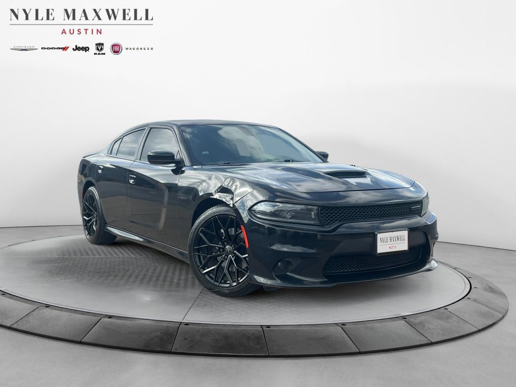 Used 2022 Dodge Charger R/T w/ Blacktop Package RWD image 2