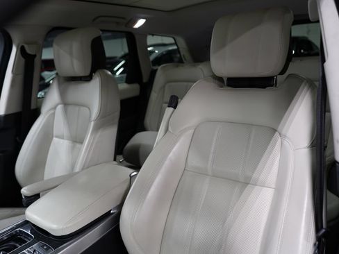 Used 2019 Land Rover Range Rover Sport HSE AWD/4WD image 11