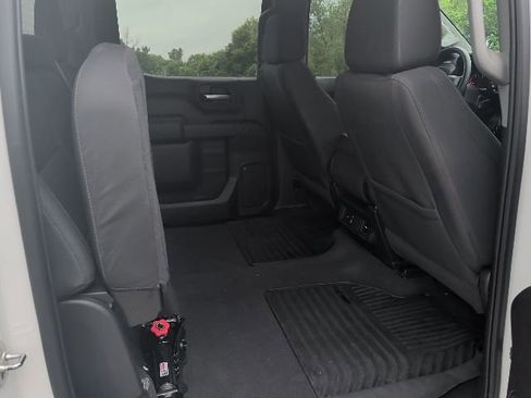 Used 2025 Chevrolet Silverado 1500 Custom Trail Boss w/ LPO, Dark Essentials Package AWD/4WD image 11