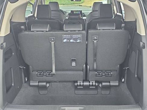 New 2026 Honda Odyssey Touring image 12