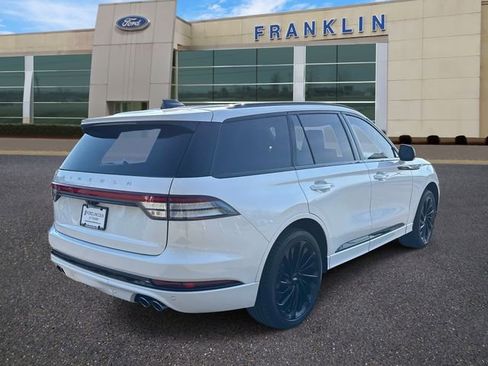 Certified 2025 Lincoln Aviator Reserve w/ Equipment Group 201A image 7