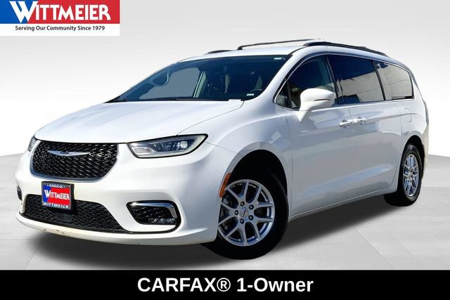 Used 2022 Chrysler Pacifica Touring-L FWD image 1