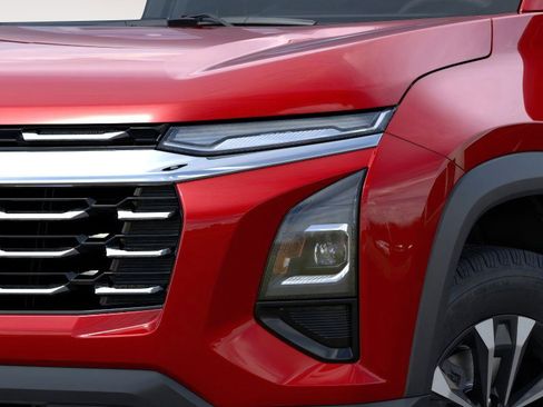 New 2026 Chevrolet Equinox LT w/ Convenience Package II image 10