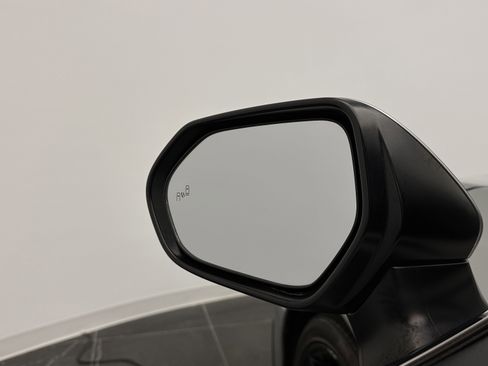 Used 2023 Toyota Camry XSE image 14