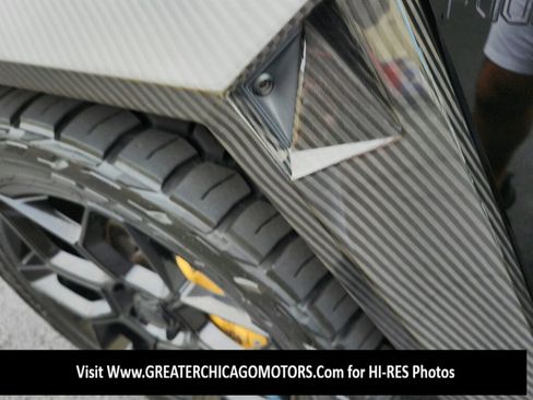 Used 2024 Tesla Cybertruck AWD Crew Cab image 16