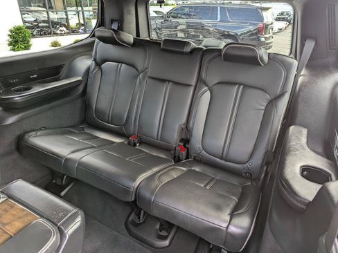 Used 2022 Jeep Grand Wagoneer Series II w/ Convenience Group III AWD/4WD image 52