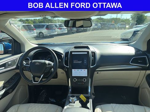 Used 2023 Ford Edge Titanium w/ Equipment Group 301A AWD/4WD image 14