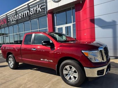 Used 2018 Nissan Titan SV