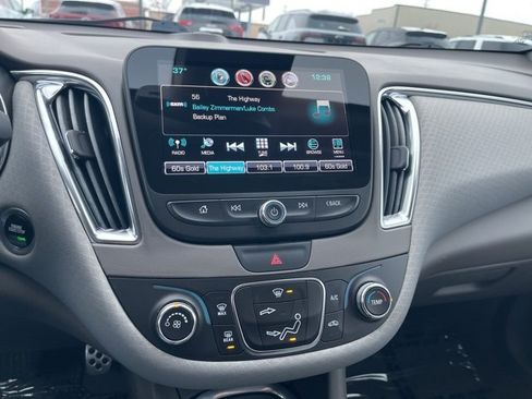 Used 2017 Chevrolet Malibu LT w/ Driver Confidence Package image 22